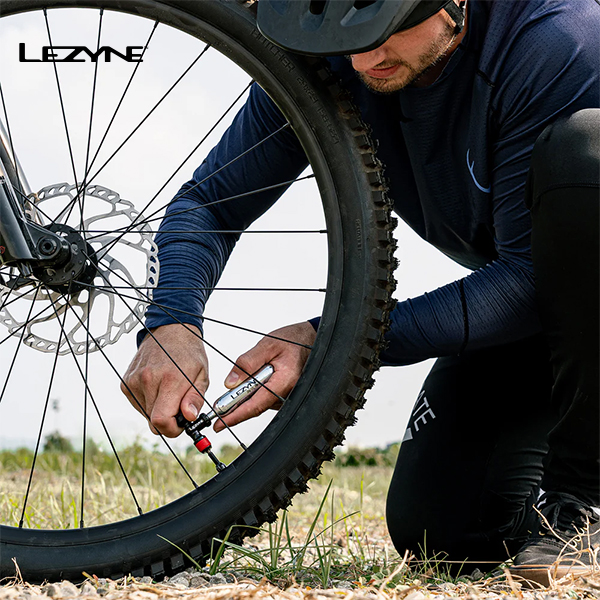 LEZYNE-Clik-Drive-With-CO2-20g-Cartridge-C2-CLKDR-V104_E
