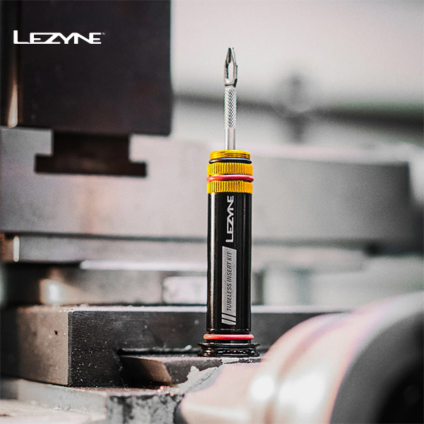 LEZYNE-Tubeless-Insert-KIT-Multi-Tool-MT-TBLSKIT-V1_F