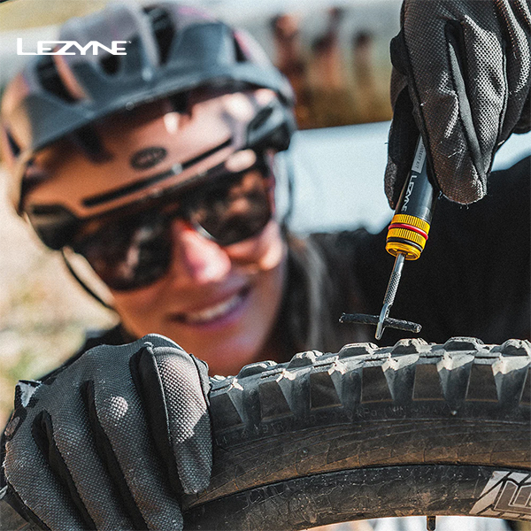 LEZYNE-Tubeless-Insert-KIT-Multi-Tool-MT-TBLSKIT-V1_G