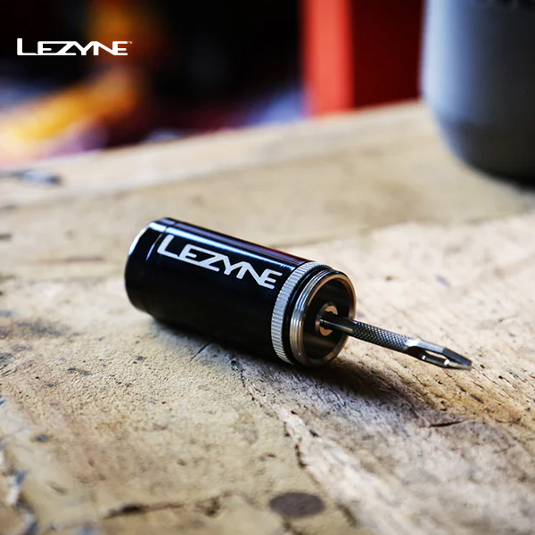 LEZYNE-Tubeless-KIT-Tire-Repair-PK-TBLS-V104_E