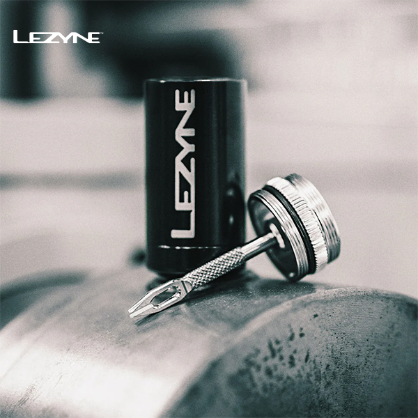 LEZYNE-Tubeless-KIT-Tire-Repair-PK-TBLS-V104_F