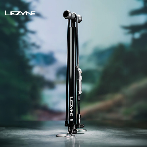 LEZYNE-Digital-Travel-Floor-Drive-Floor-Pumps-FP-DTFDR-V104_O
