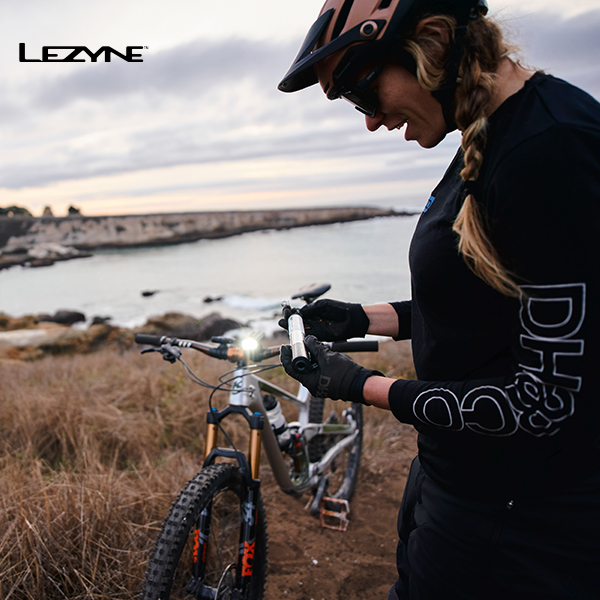 LEZYNE-MICRO-Floor-Drive-HVG-Hand-Pump-MP-MFDR-V2HV_L